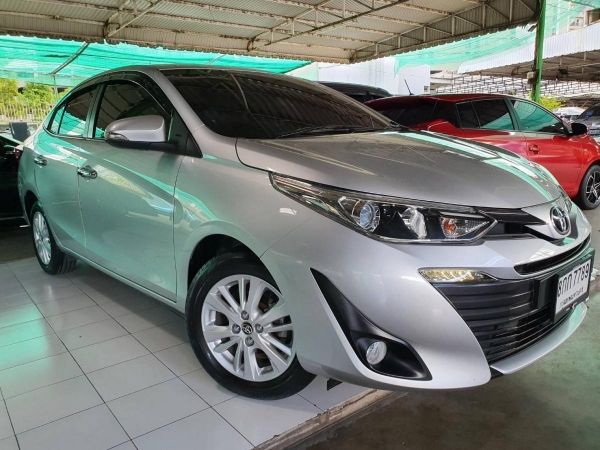2017 Toyota Yaris Ativ 1.2 G รถเก๋ง 4 ประตู ฿385,000 รูปที่ 0